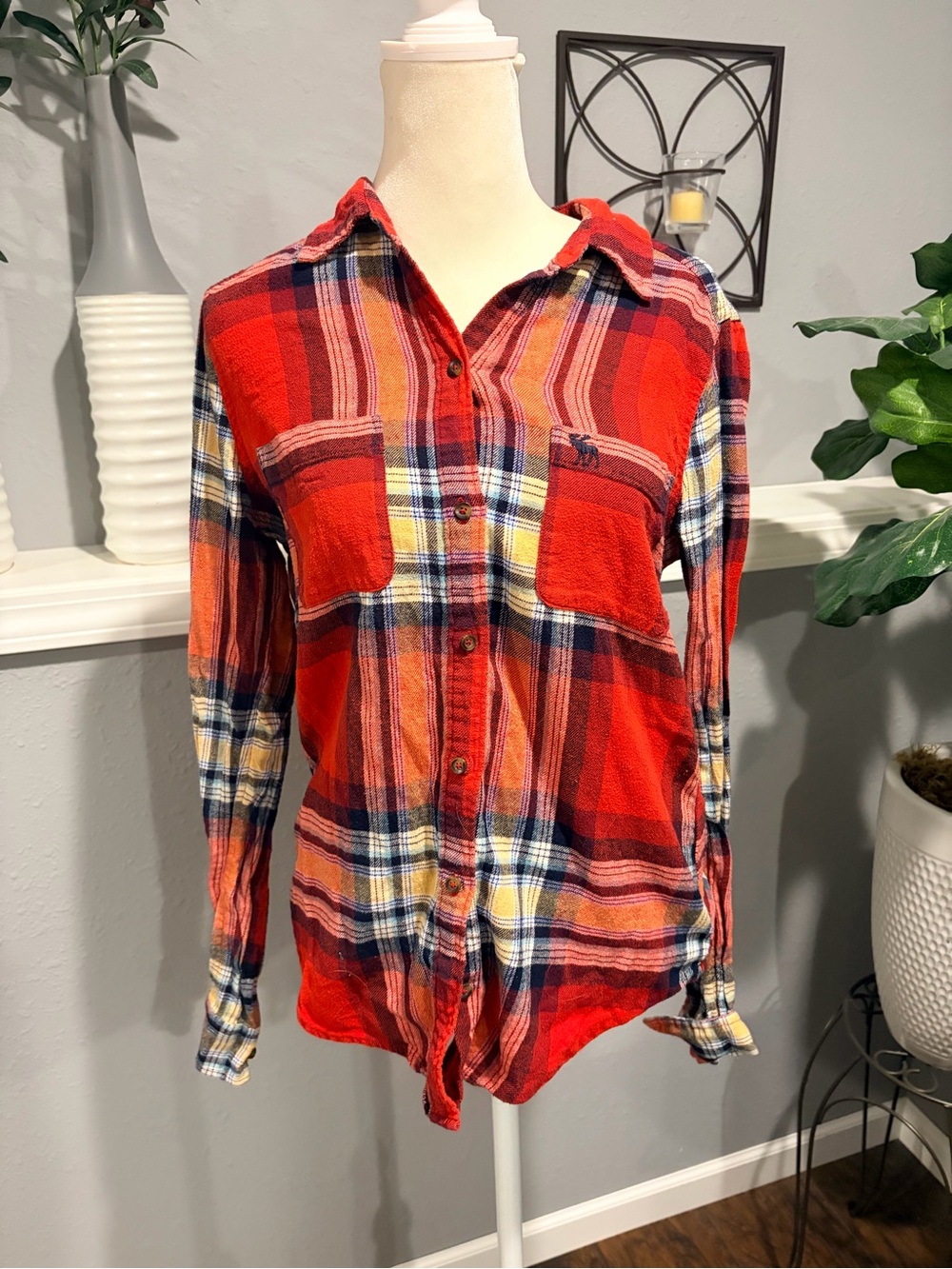 Abercrombie & Fitch Red Plaid Lightweight Button-Down Shirt